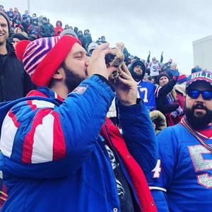 Meet your Posher, Adam